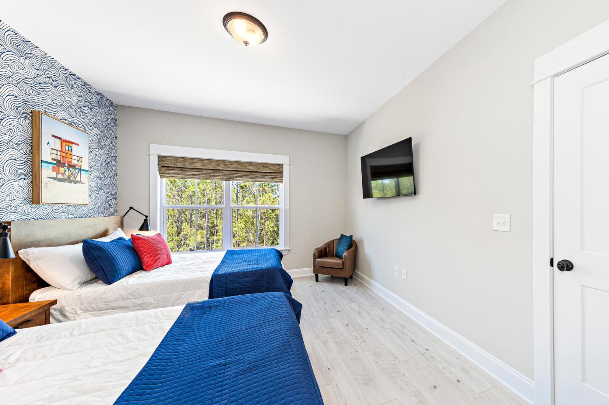 Whiskey Sands - Luxury By Gulf State Park, Great Views, Walk To And Restaurants, Beautiful Pool, Fenced Yard! *